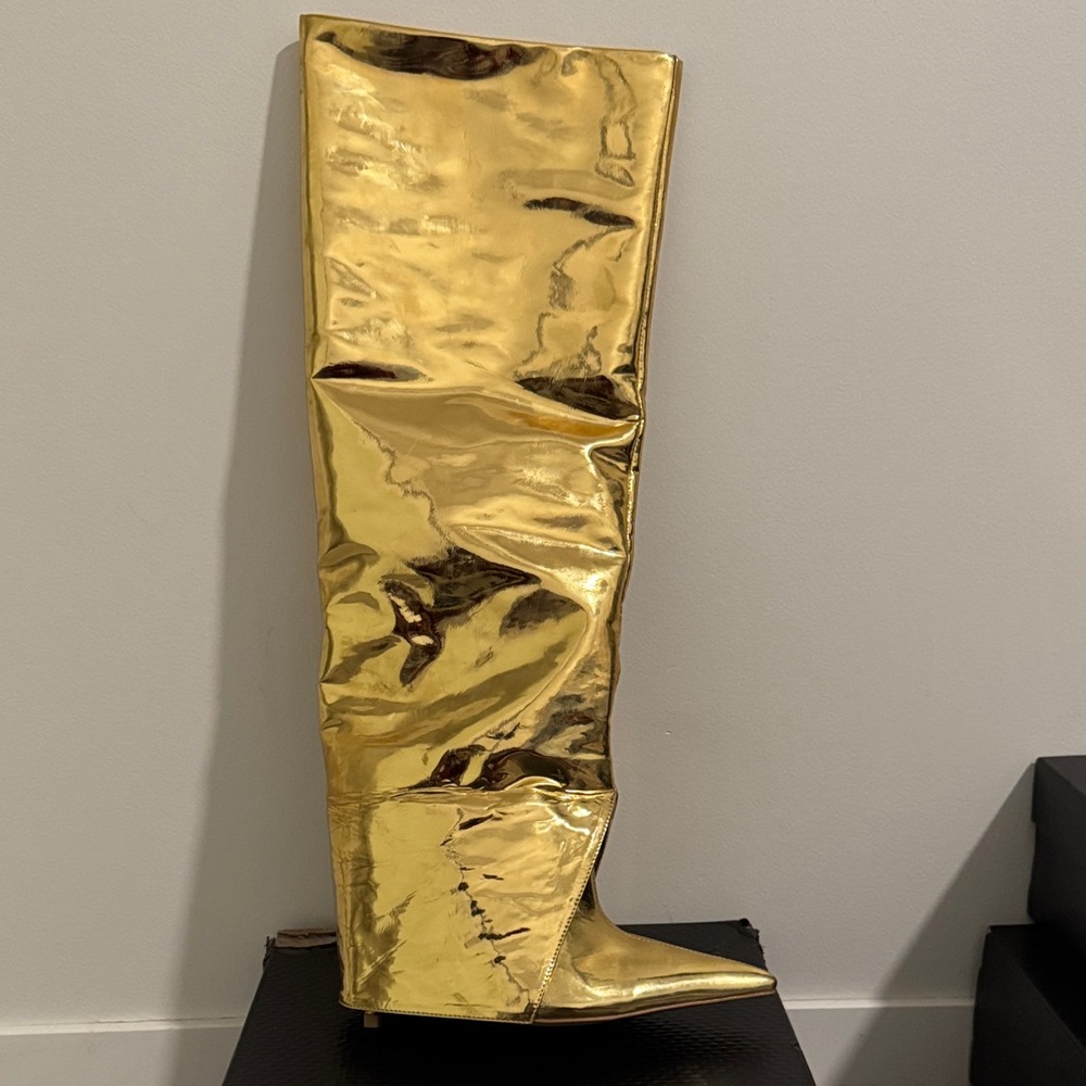 Shane Justin Gold Metallic Point Em Out Knee High Boots